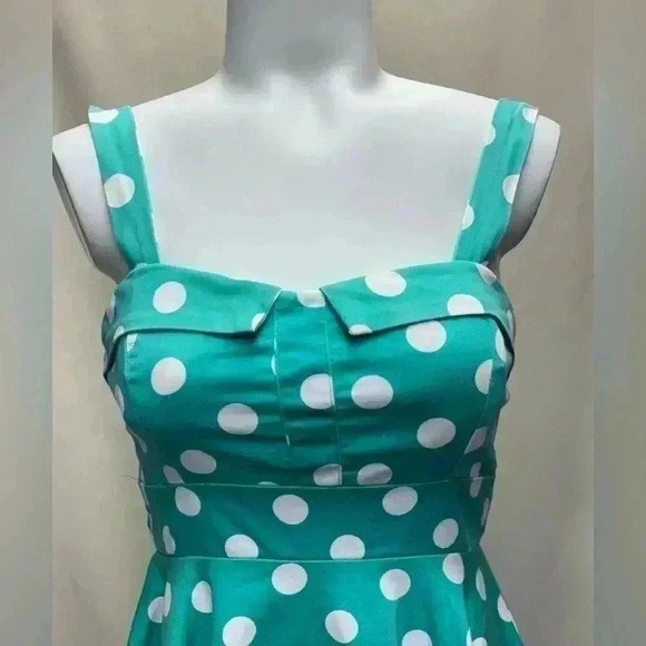 Ixia Green Polka Dot Print Pinup Fit & Flare
Tie-Back Dress - Picture 4 of 5